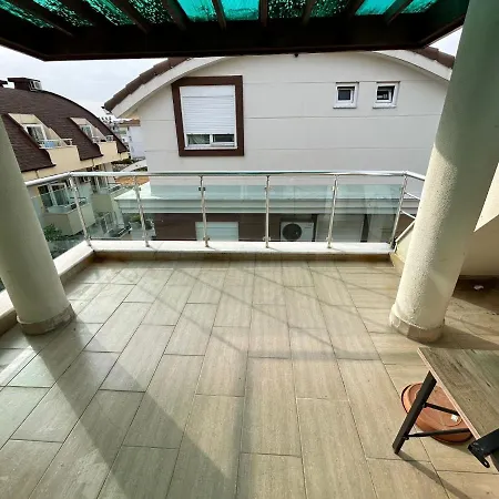 شقة Luxury Pool Near The Beach